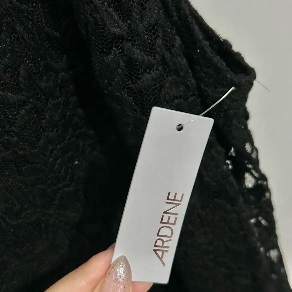 Ardene Black Tank Top Classic Sleeveless Style - Picture 2 of 2